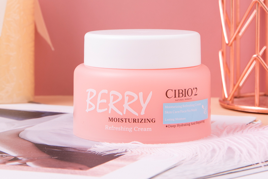 Moisturizing Refreshing Cream